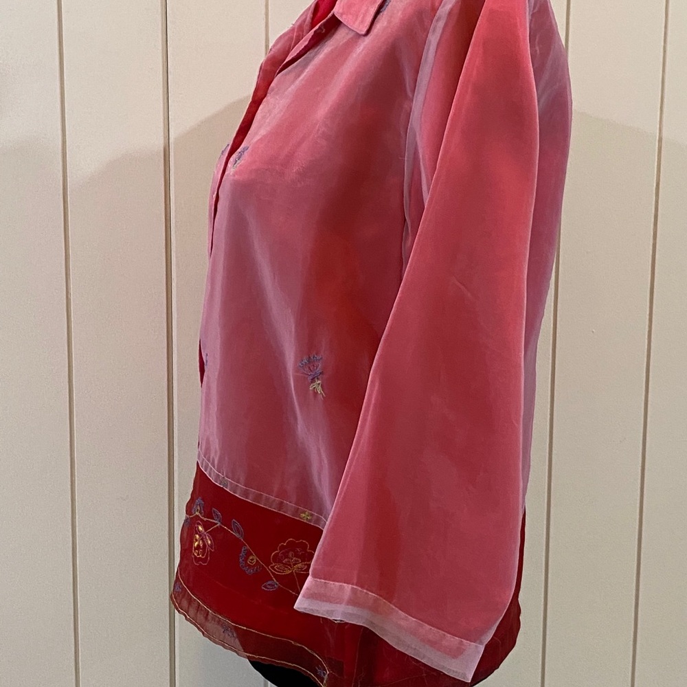 Embroidered button up blouse - Picture 2 of 8
